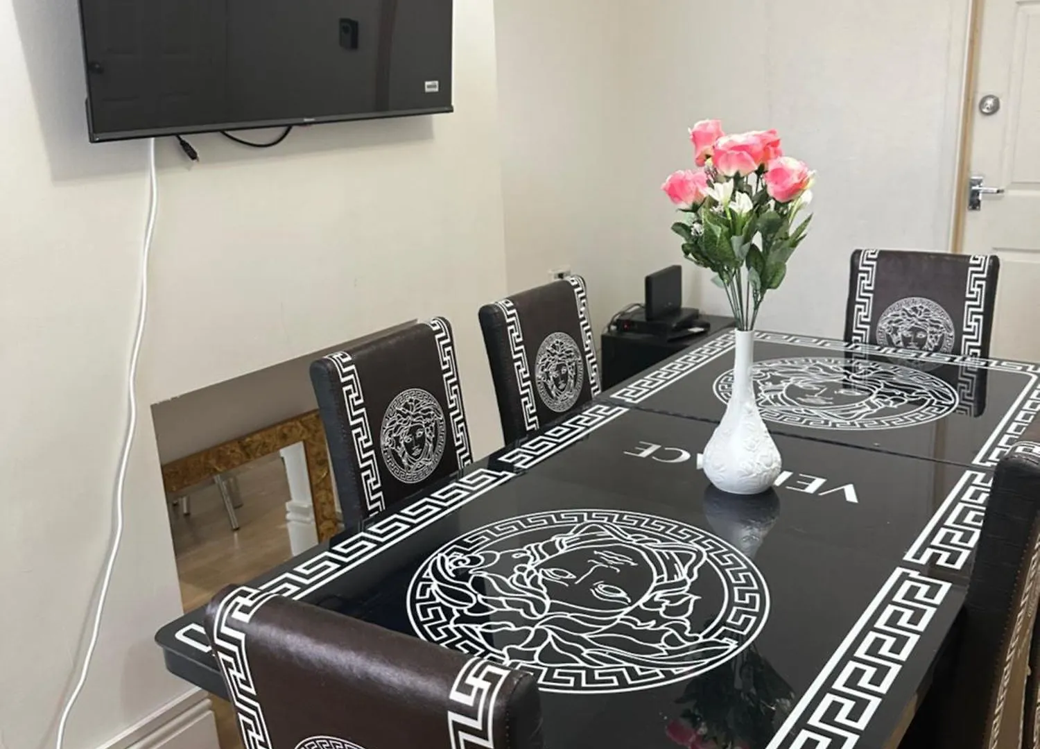 Apartment Tower Comfort Stay Doncaster
