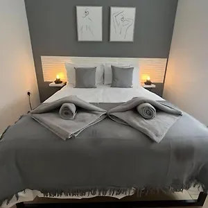 https://2-bed-apartment-close-to-city-centre-principality-stadium.cardiffhotelswales.com