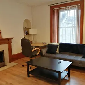 https://stylish-one-bed-flat-with-private-parking.hotelsaberdeenuk.com